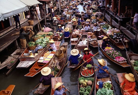 BANGKOK Join Tour Meaklong Railway Market and Damnoen saduak Floating Market