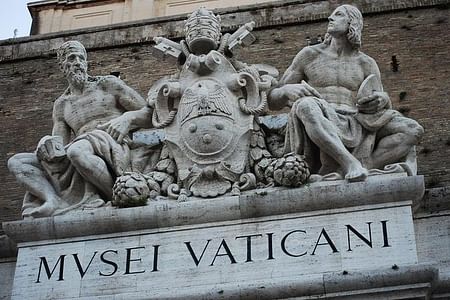 Vatican Museums and Sistine Chapel Small Group Tour with St Peter