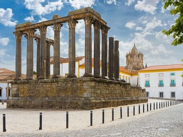 Private Walking Tour of Évora's Cultural Heritage