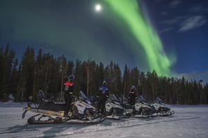 Snowmobile Photography Trip to Hunt the Auroras