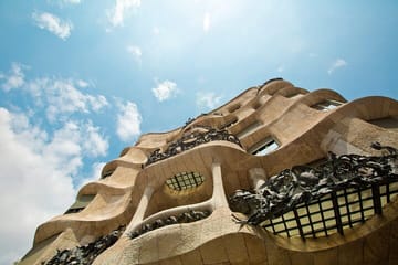 Private Full Day Cultural Tour of Barcelona's Iconic Landmarks