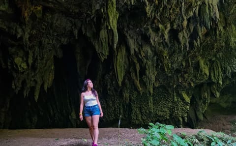 Mantle Cave Adventure in Tingo María, Peru