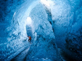 Private Glacier + Ice Cave Photoshoot Adventure, photo 9