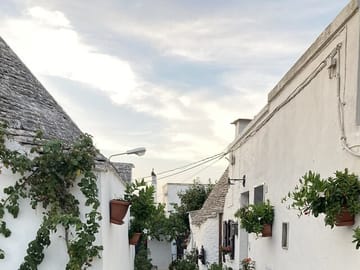 Day Tour from Naples to Alberobello and Matera