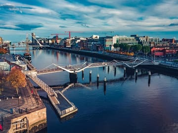 Dublin City Highlights Tour with Private Transportation