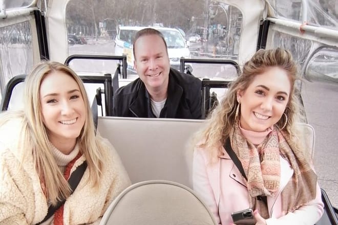 Discovering History and Monuments of Madrid in Private TukTuk 5