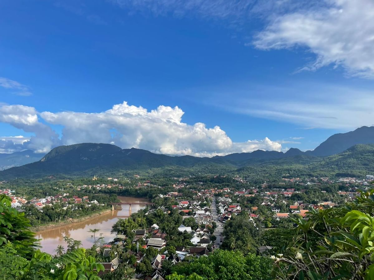 Sunset cruise on Luang Prabang river