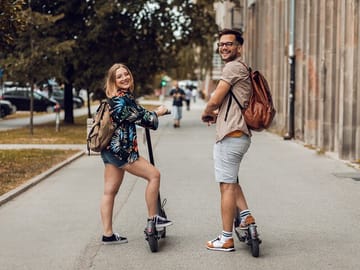 Krakow Guided Tour by E-Scooter with Food Tasting