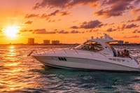 Private Luxury 44ft Yacht Cancun Isla Mujeres up to 13 Pax 10