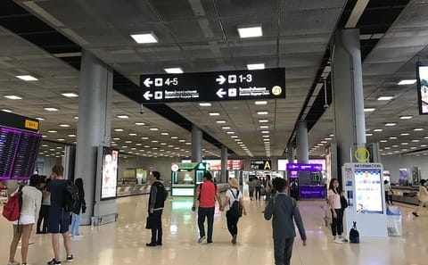 Guide Fasttrack Immigration Service: Bangkok Suvaanabhumi Airport (STD)