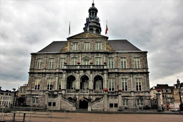 Maastricht Private Walking Tour With A Professional Guide