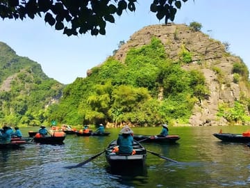Bai Dinh Pagoda and Trang An Tour from Hanoi