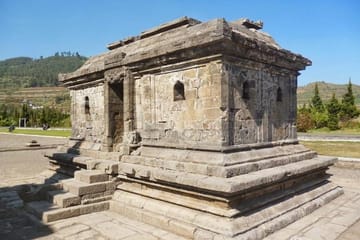 Dieng Plateau Sunrise and Borobudur Tour