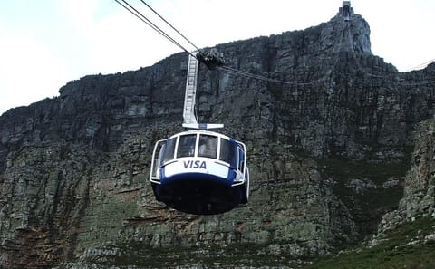 Private Full Day Cape Town and Constantia Wine Tour