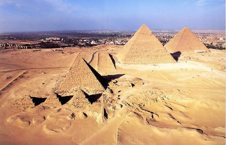 Pyramids Full Day Guided Tour & Lunch by Bus from Sharm El Sheikh