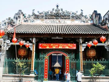 Cyclo Tour of Chinatown in Ho Chi Minh City