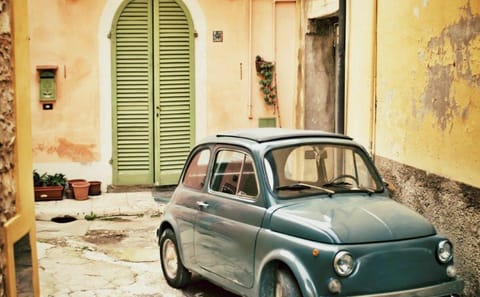 Four-Day Cultural Tour of Historic Turin, Italy