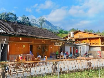 Sapa Trekking Tour by Train 2 Days 3 Nights (Homestay Overnight)