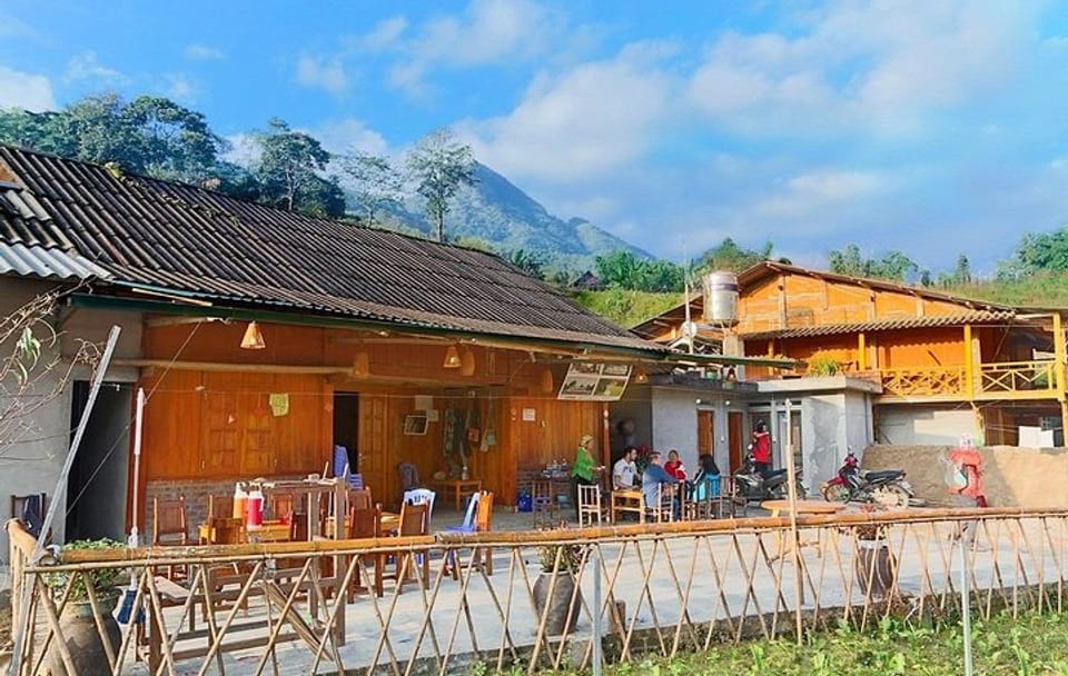 Sapa Trekking Tour by Train 2 Days 3 Nights (Homestay Overnight)