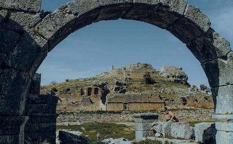Full Day Tour of Ancient Ruins in Priene, Miletos, Didyma
