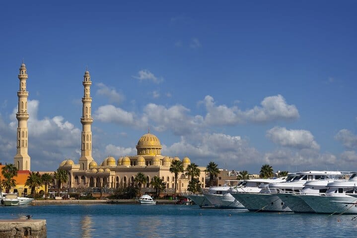 Private Hurghada City Tour: Top Highlights with Shopping Stop