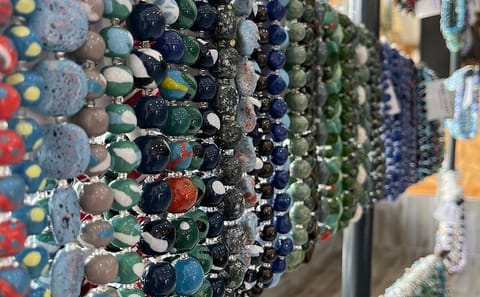 Nairobi Cultural Tour: KICC Tower, Kobe Beads, and Bomas Show