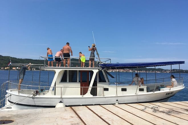 Private Half-Day Swimming Trip by Boat in Zadar photo 2