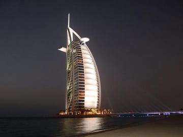 Private Dubai City Tour and Dhow Dinner Cruise Experience