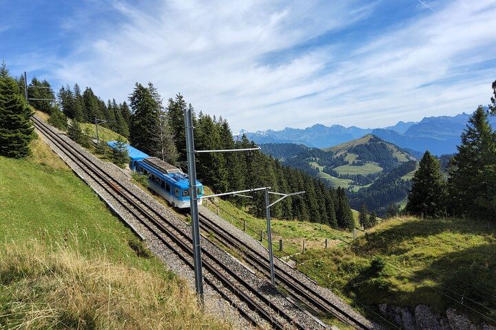 4 Days Swiss Alps Tour Zermatt, Jungfrau Region and Hidden Gems