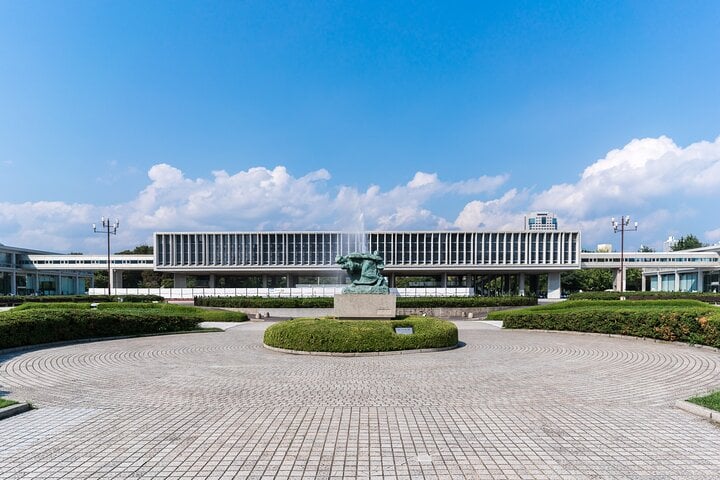 Hiroshima Private Vehicle Service with Restaurant Reservation