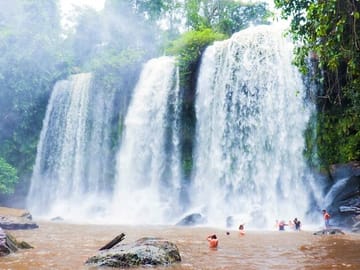 Prek Toal Birds Sanctuary & floating Village Private Tours from Siem Reap