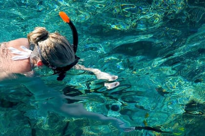 Mykonos: Private Catamaran Cruise—Hotel Pickup, BBQ & Drinks