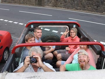Private 4x4 Day Tour of Arco de Sao Jorge and Camara de Lobos