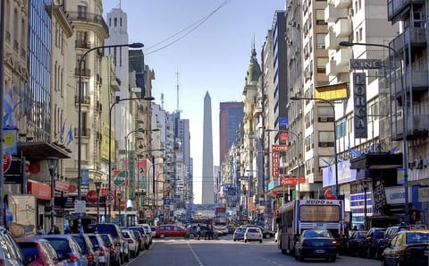 Cultural City Tour of Buenos Aires and Santiago Highlights