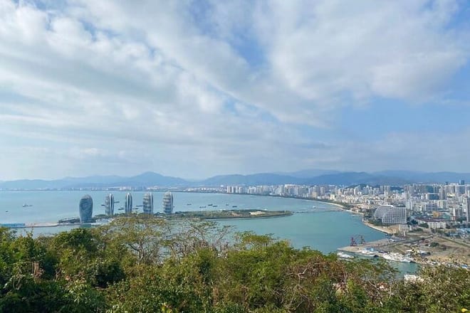 Private Day Tour in Sanya: Nanshan Cultural Tourism Zone and Luhuitou photo 6