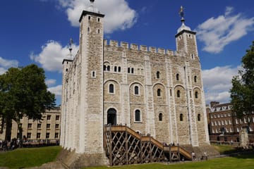 Private Van Tour from London to Rome - 18 Days