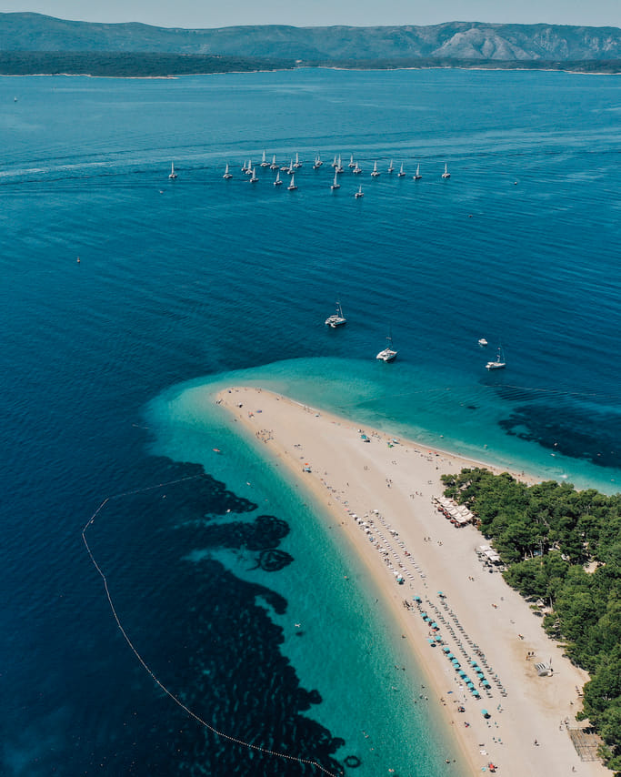 Private - Golden Horn beach on Island Brač & Hvar tour  2