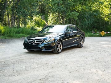 Private Luxury Transfer from Calgary to Banff National Park