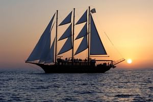 Sailing Sunset Tour & Dinner on Board