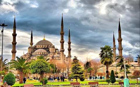 11-Day Turkey Adventure Tour: Antalya, Çanakkale, Göreme