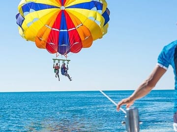 Parasailing Experience Over the Red Sea in Hurghada