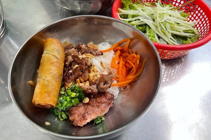 Super Niche Walking Street Food Tour in Ho Chi Minh City