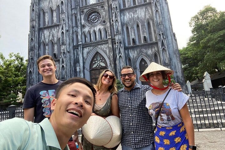 Hanoi City Walking Tour with Local Guide and Train Street