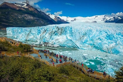 Perito Moreno Glacier Private Tour with Boat Ride from El Calafate