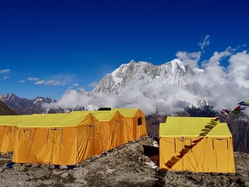 19 Days Mera Peak Climbing & Expedition – One Life-Changing Himalayan Adventure