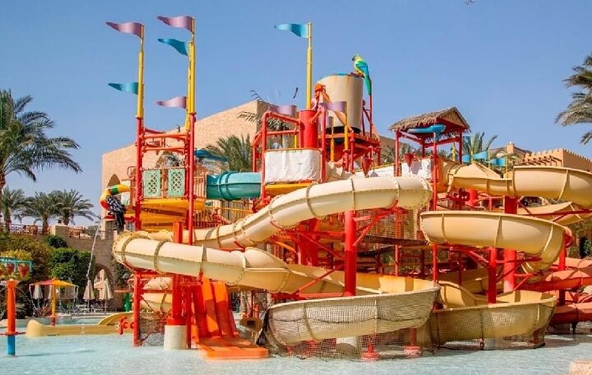 Makadi Water World Aqua Park Ticket with Transfer and Lunch