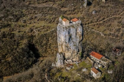 Private Tour Pillar Katskhi