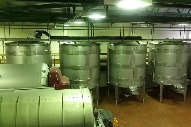 Wine tanks