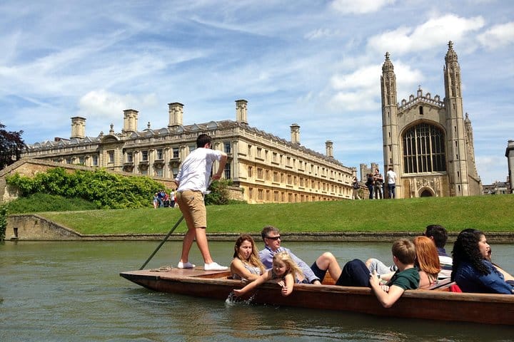 Oxford and Cambridge Guided Day Tour from London 2