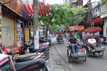 Hanoi City Full-Day Tour with Local Insights and Lunch